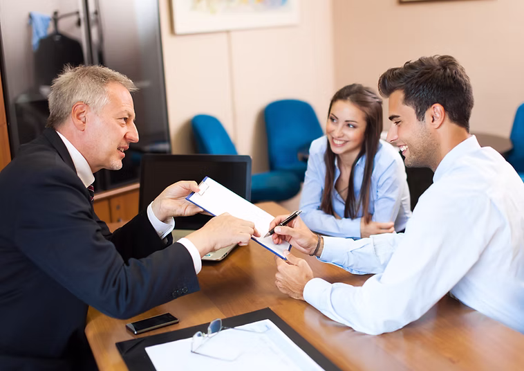 How to Verify Surrogacy Agency Credentials Before You Sign